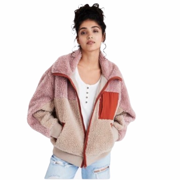 American Eagle Outfitters Jackets & Blazers - 🎄American Eagle Sherpa bomber jacket